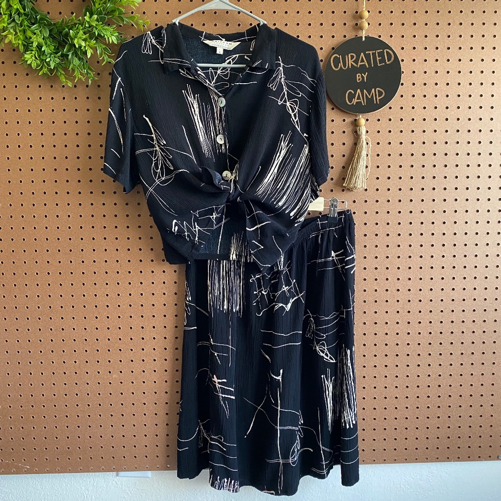Vintage Patterned Set (Top + Skirt)
